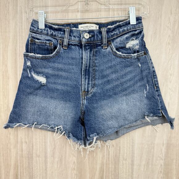 ABERCROMBIE Shorts Womens Size 25/0 The 4" Mom Short High Rise Cut Off Denim - Picture 1 of 14
